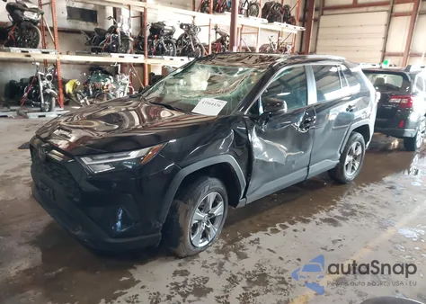2024 Toyota Rav4 Xle from USA, damaged, VIN 2T3P1RFV0RW424211
